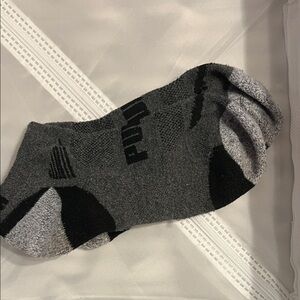 Puma Men's Black and Gray Athletic Socks